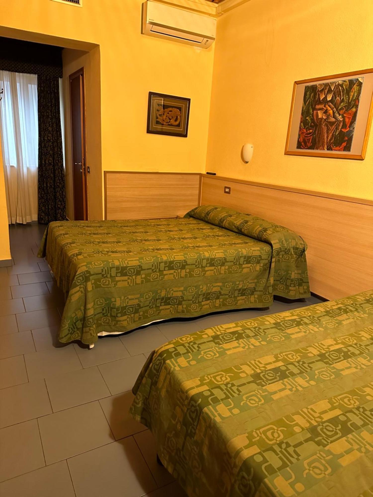 Hotel Nizza Milaan Buitenkant foto
