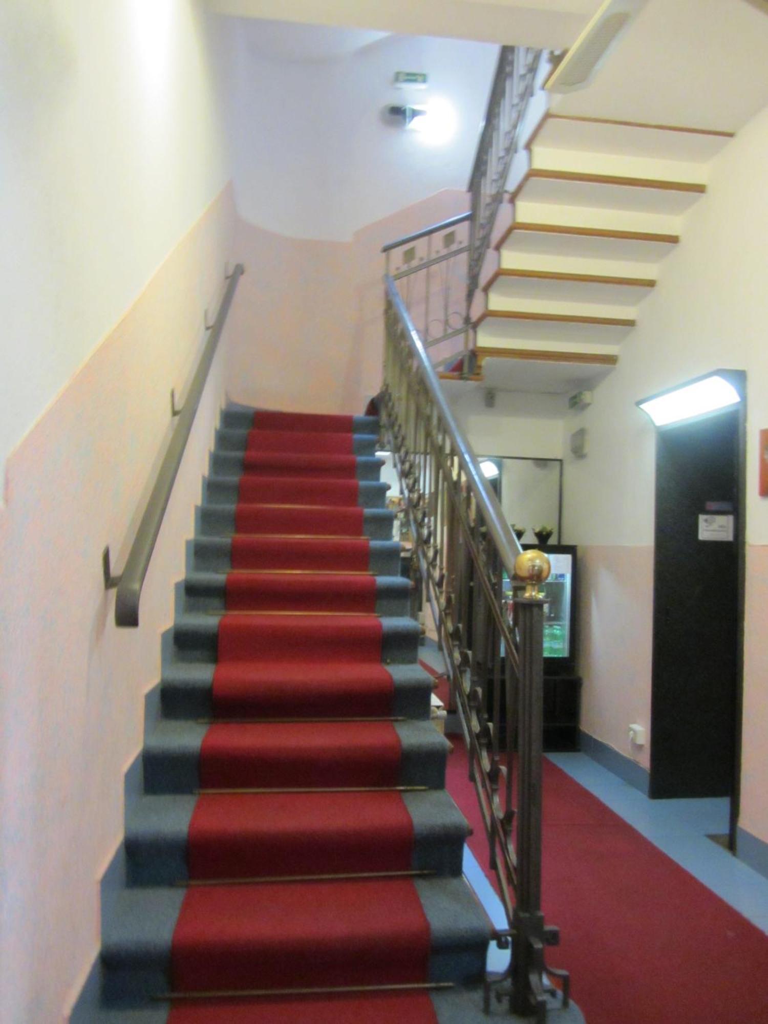 Hotel Nizza Milaan Buitenkant foto