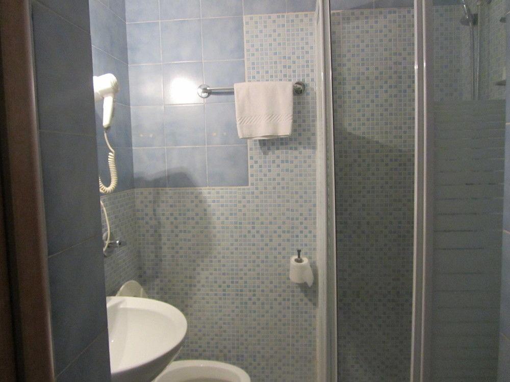 Hotel Nizza Milaan Buitenkant foto