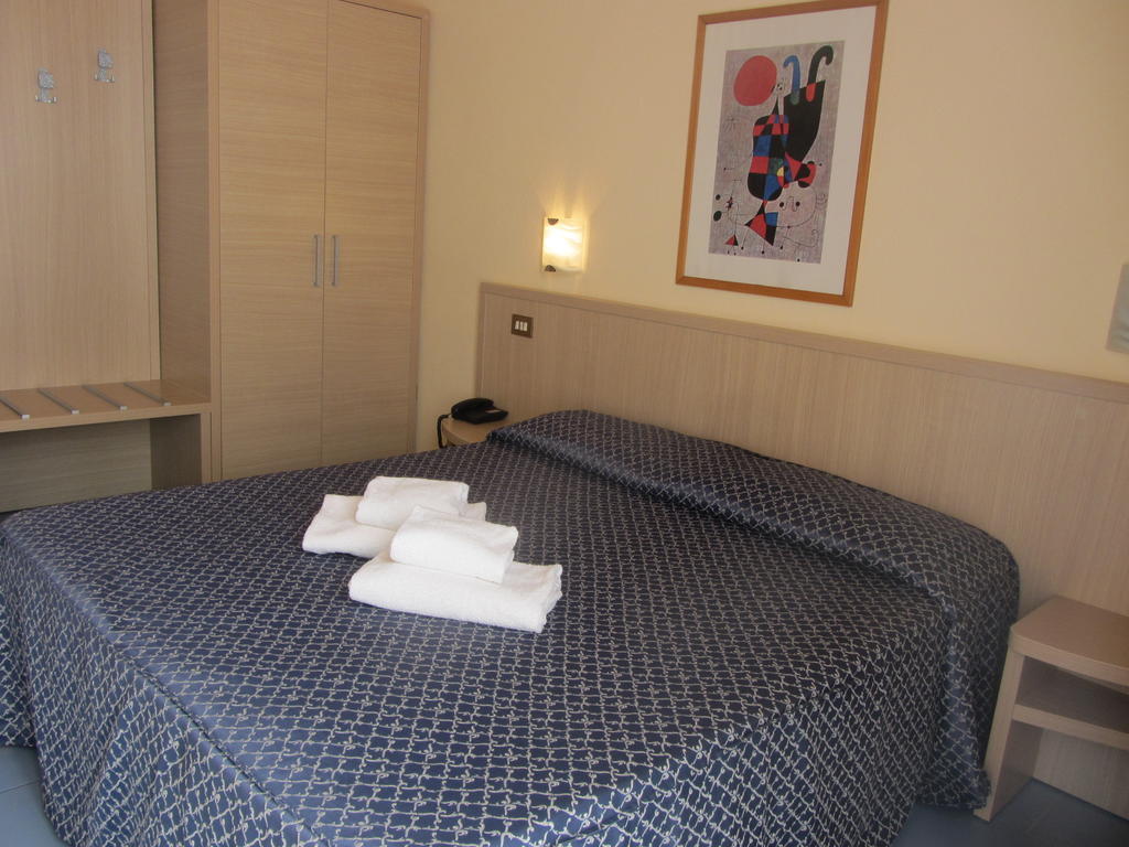 Hotel Nizza Milaan Buitenkant foto